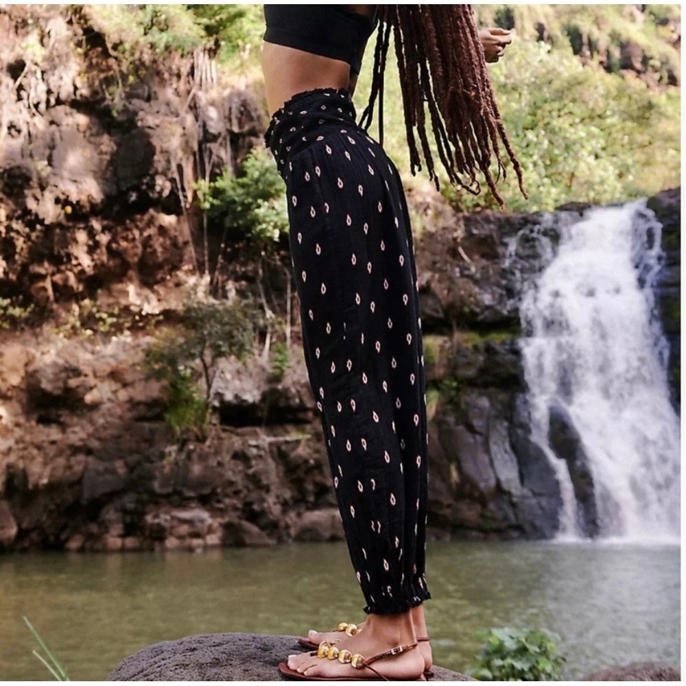 Anthropologie Gauze Smocked Waist Harem Pants Boho Print Black XS